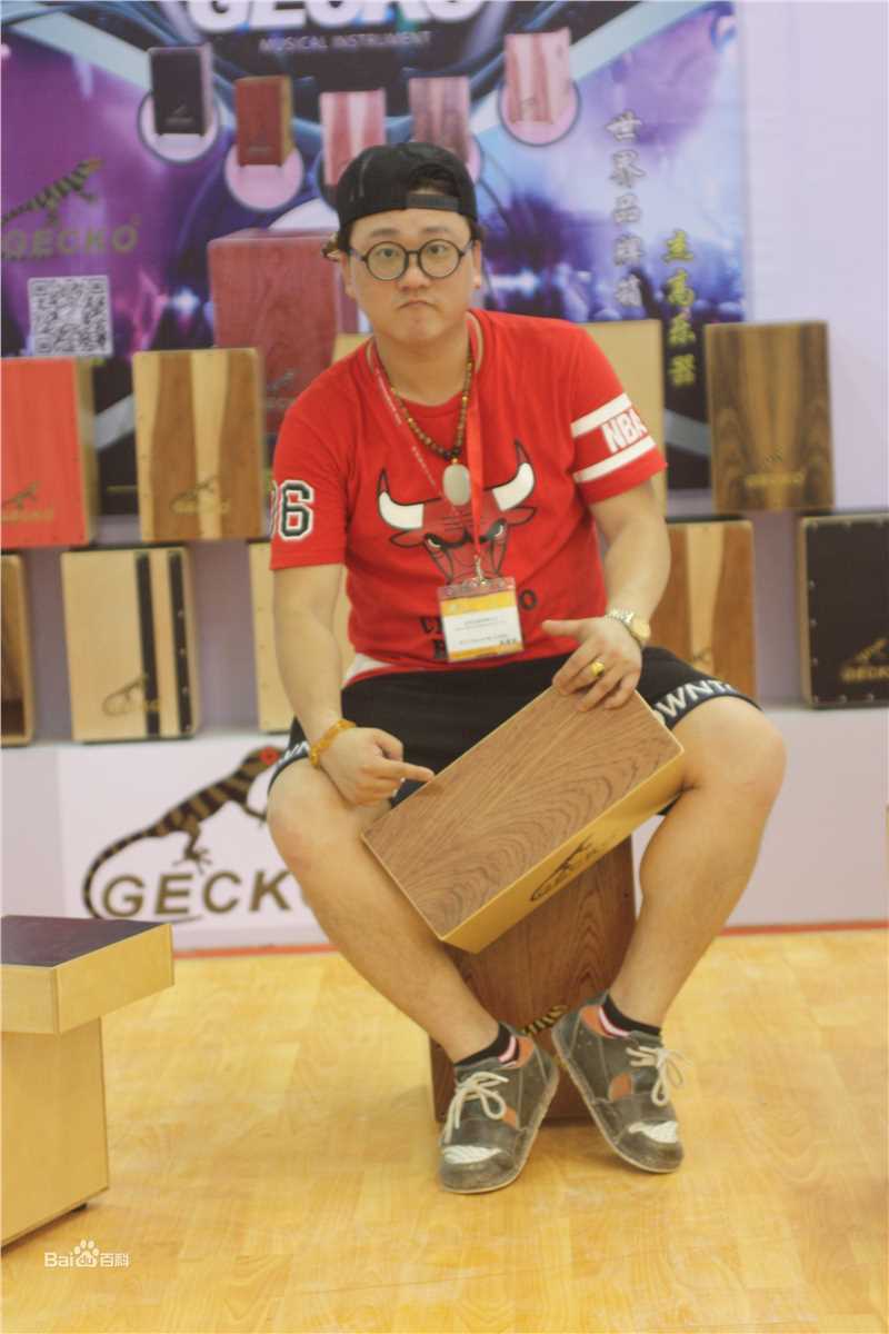 陈童(Charlie)箱鼓CAJON艺术推广前后照片