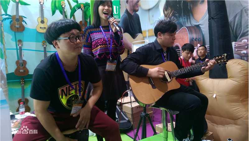 陈童(Charlie)箱鼓CAJON艺术推广前后照片