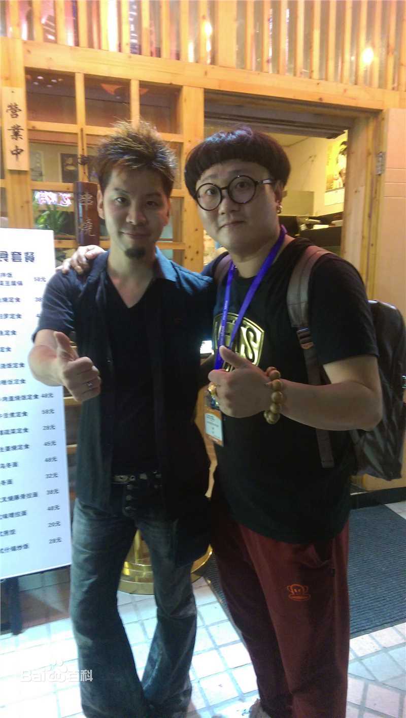 陈童(Charlie)箱鼓CAJON艺术推广前后照片