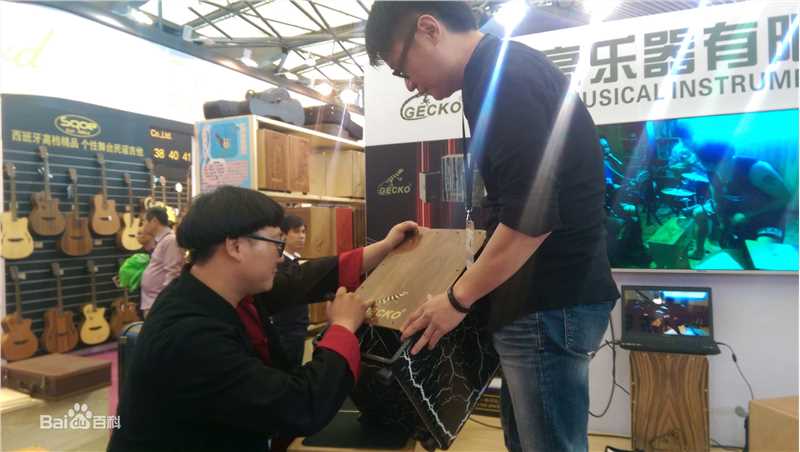 陈童(Charlie)箱鼓CAJON艺术推广前后照片