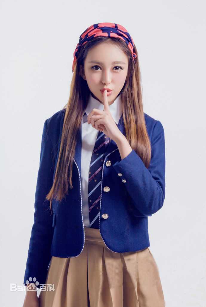 最全曲昱曈在《我的老师是传奇》中的壁纸