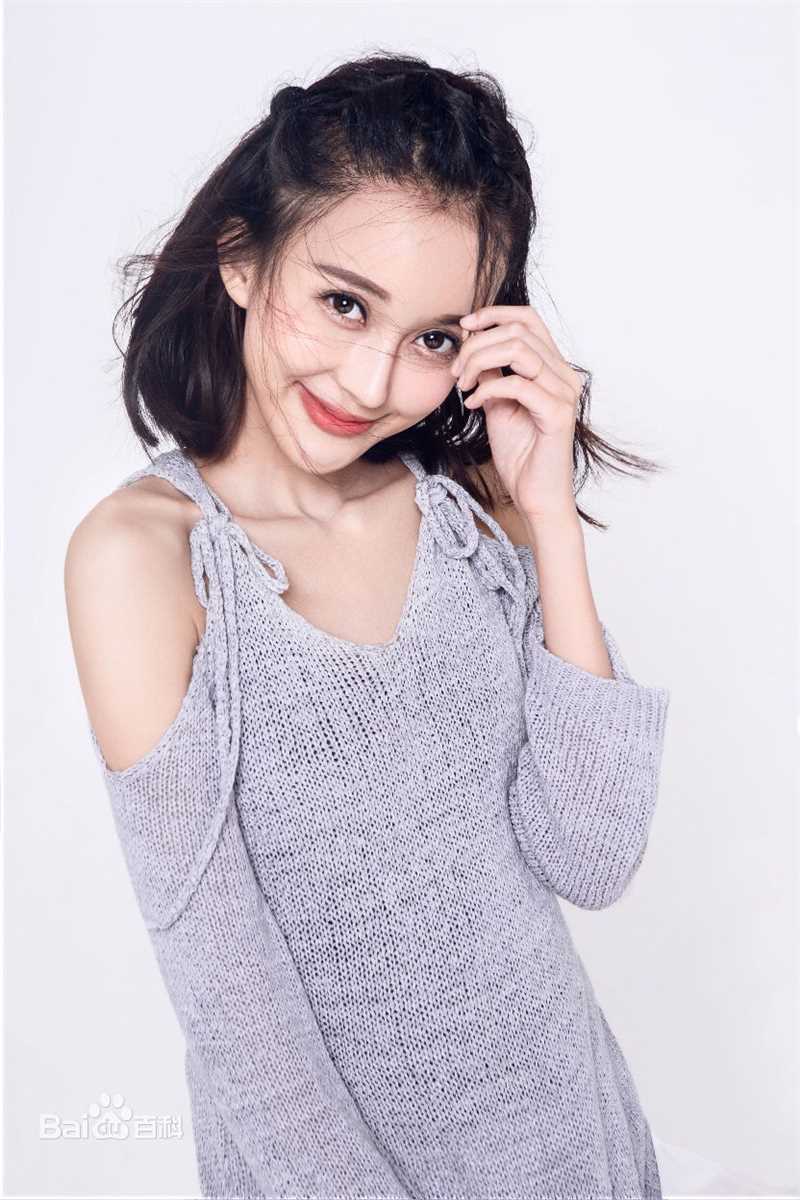 最优质曲昱曈生活照