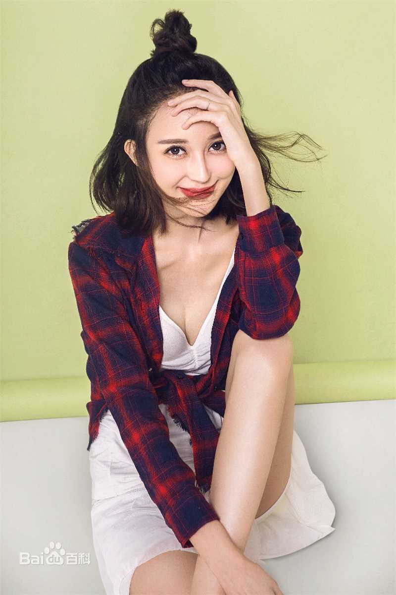 最优质曲昱曈生活照