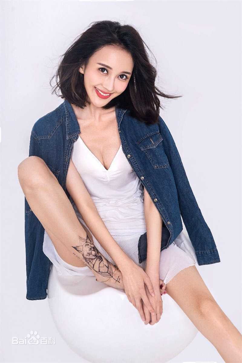 最优质曲昱曈生活照