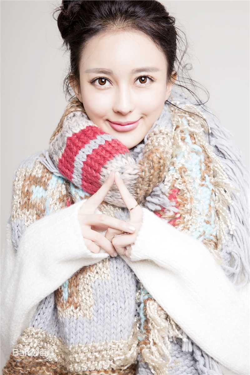 最新曲昱曈性感图片