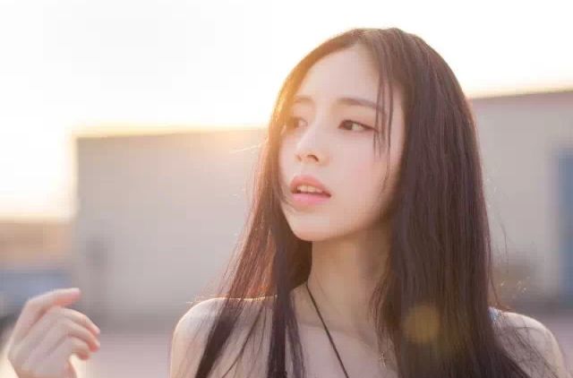 最优质严米拉生活照