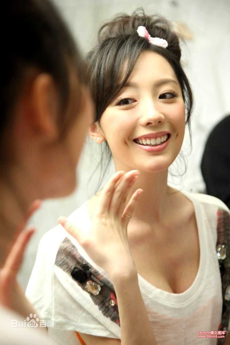 陶珞依精选气质美女2012秋季跟拍图册