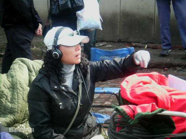 最全刘娟在《杜鹃的女儿》工作照中的相册