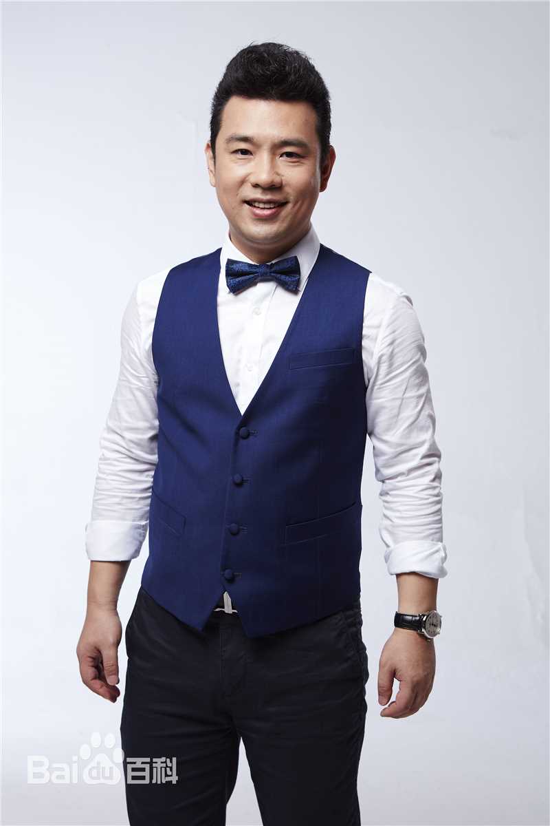 梁宇工作照图片图集