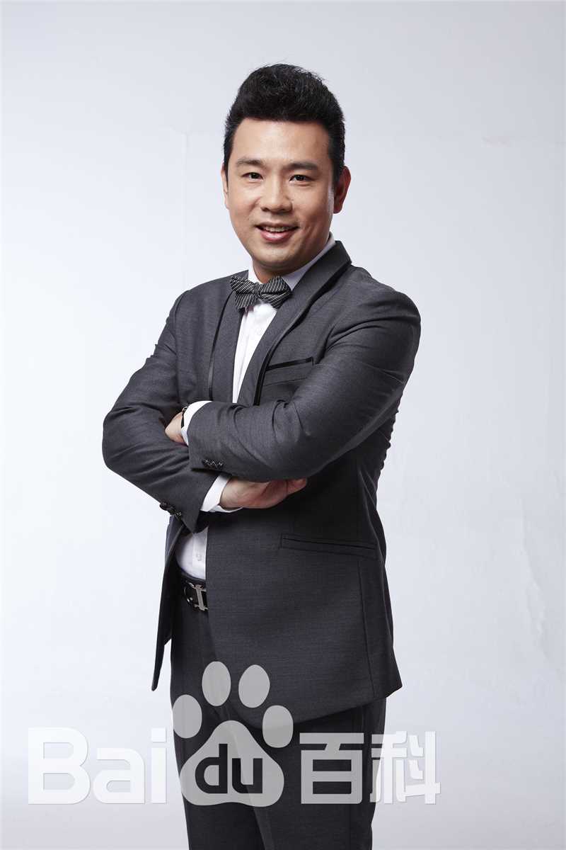 梁宇工作照图片图集