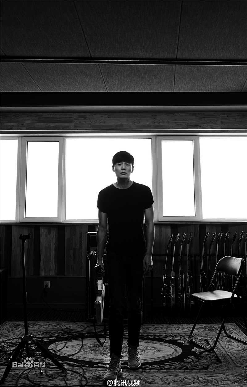 李荣浩(Youngho Lee / Ronghao Li)天生演唱会图片图册