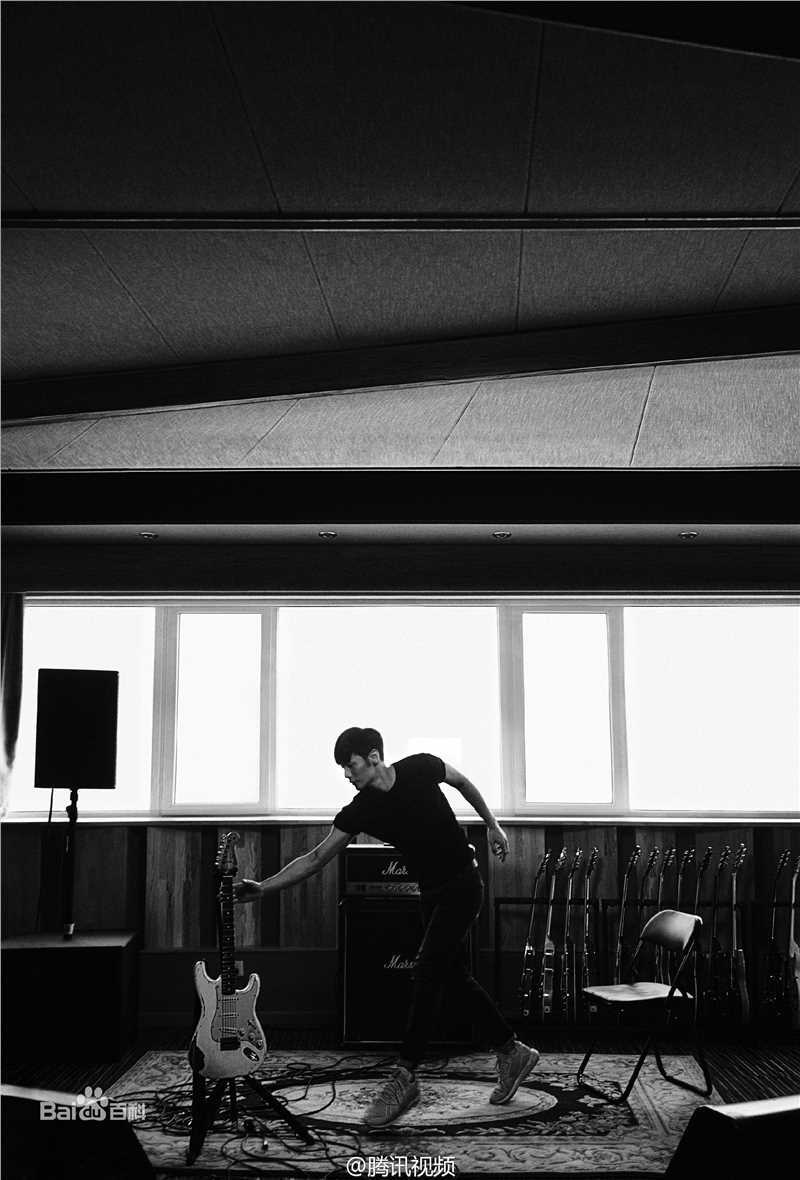 李荣浩(Youngho Lee / Ronghao Li)天生演唱会图片图册