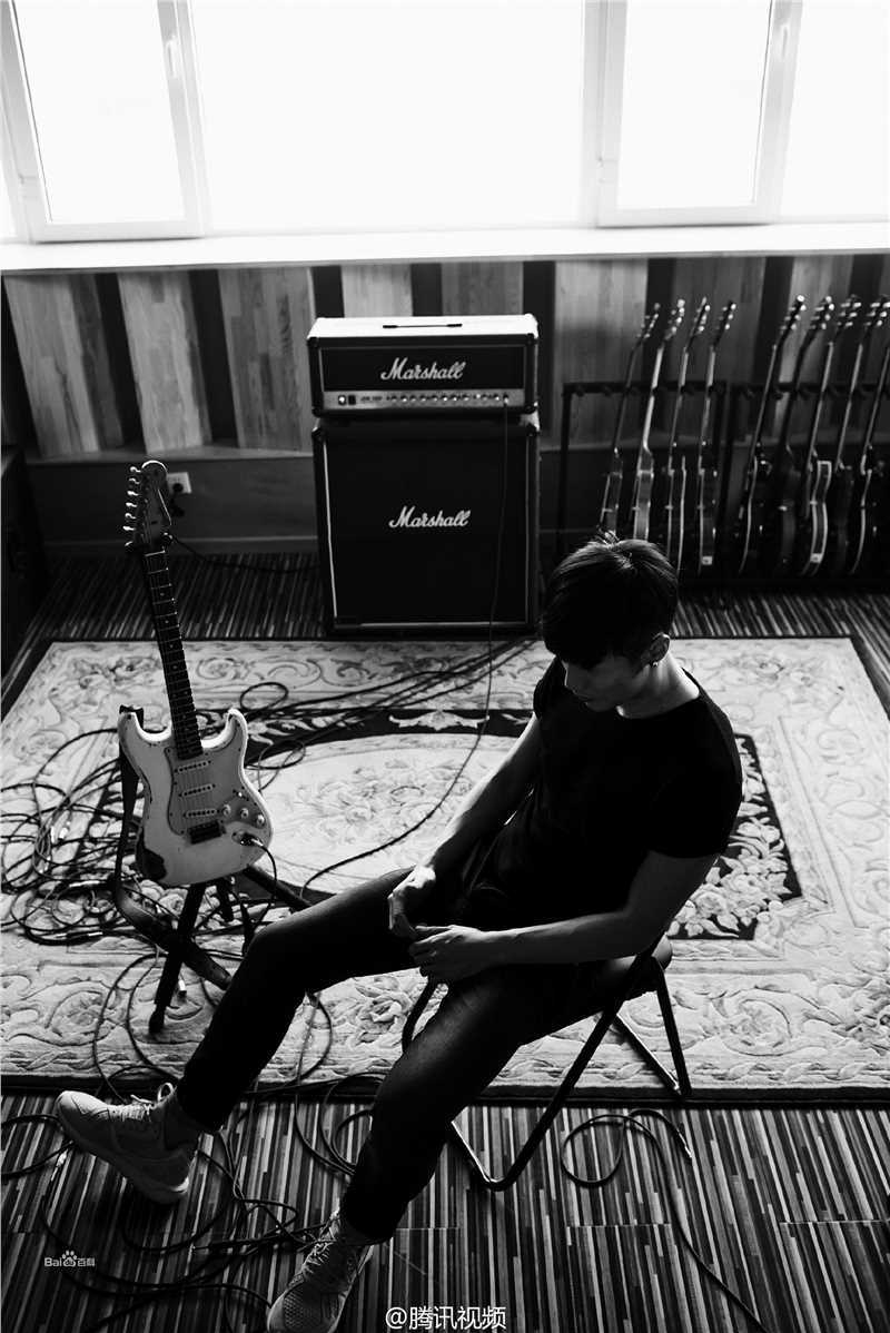 李荣浩(Youngho Lee / Ronghao Li)天生演唱会图片图册