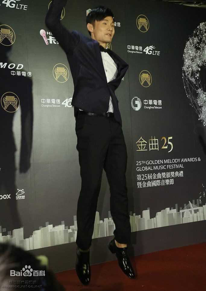 李荣浩(Youngho Lee / Ronghao Li)金曲奖前后照片