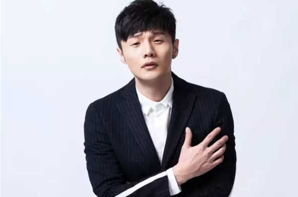 李荣浩(Youngho Lee / Ronghao Li)前后照片