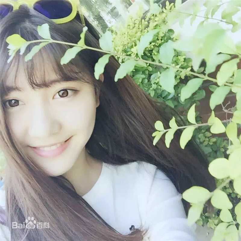 李梦颖(Aggiem)个人相册生活照