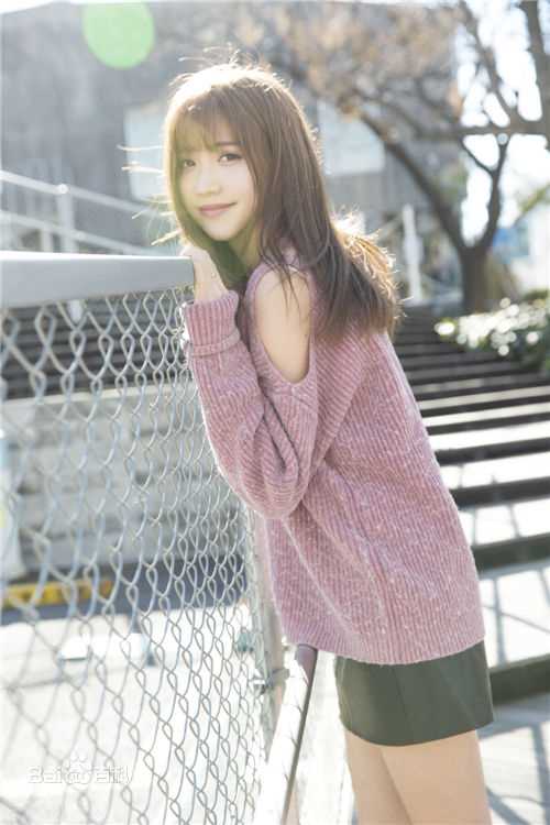 李梦颖(Aggiem)个人相册生活照