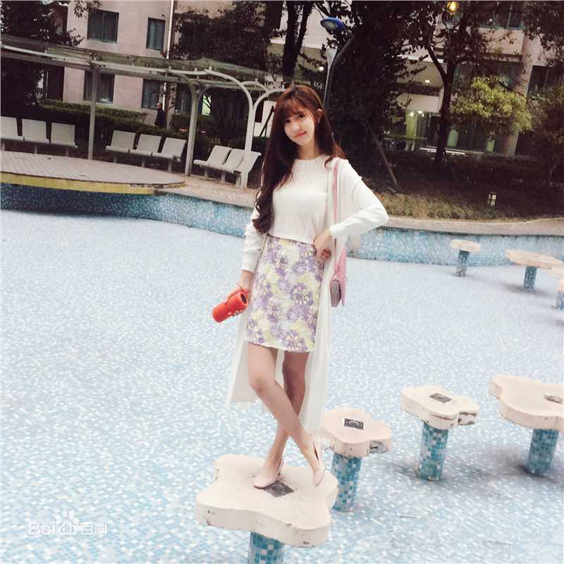 李梦颖(Aggiem)前后照片