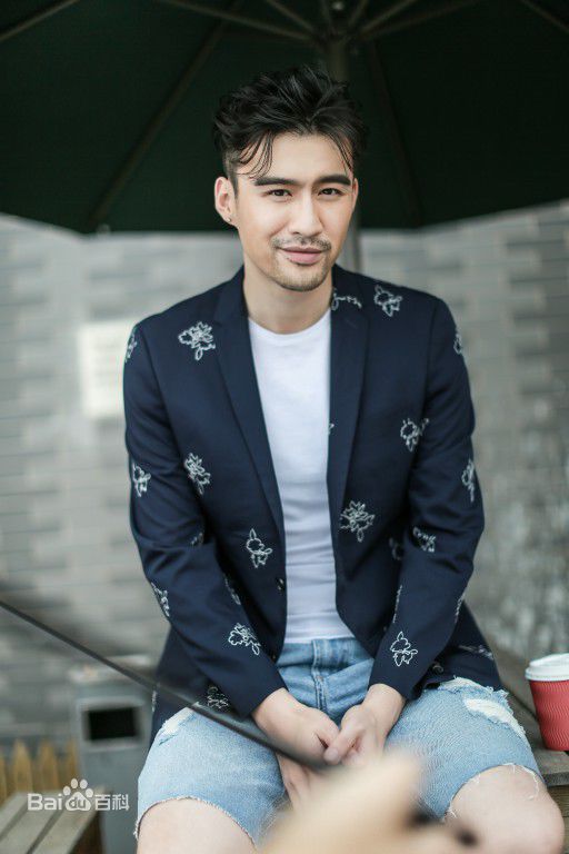 最新廖望(Liao Wang)性感图片