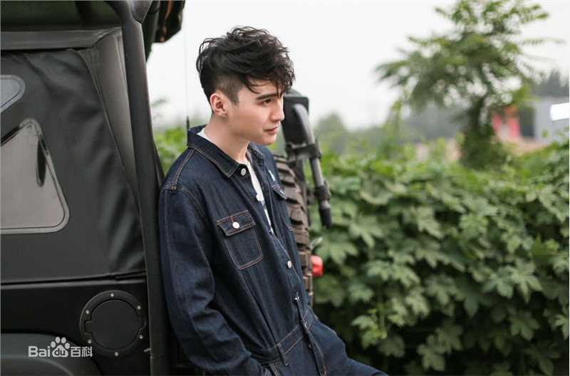 最新廖望(Liao Wang)性感图片