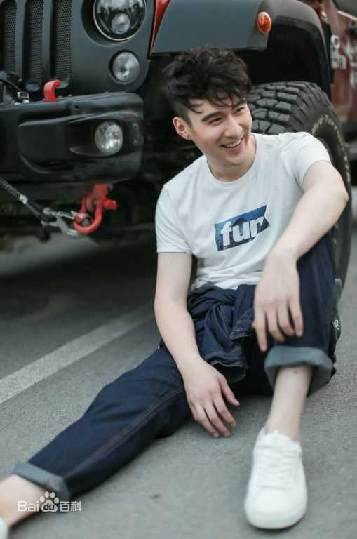 最新廖望(Liao Wang)性感图片