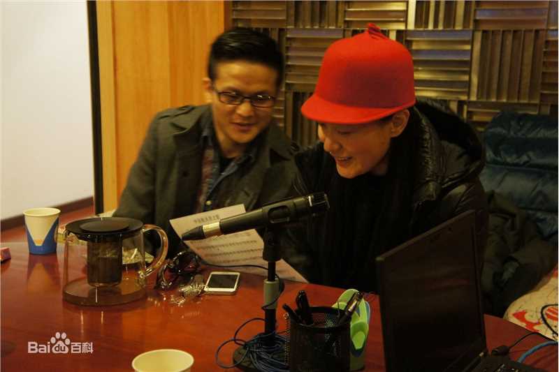 王岗岗与谭晶图片图册