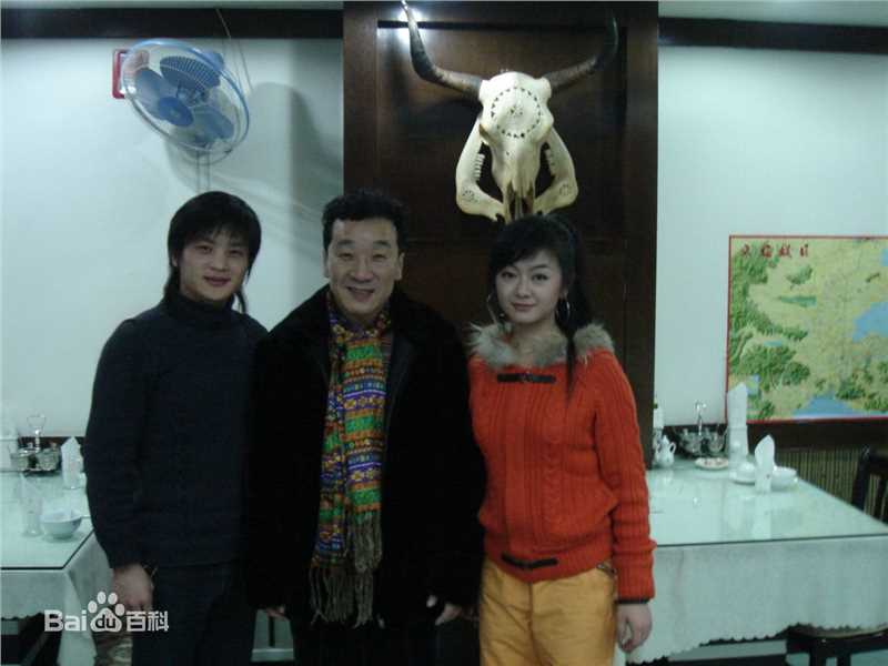 王岗岗活动合影生活照相册