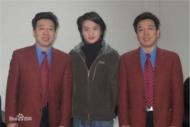 王岗岗活动合影生活照相册