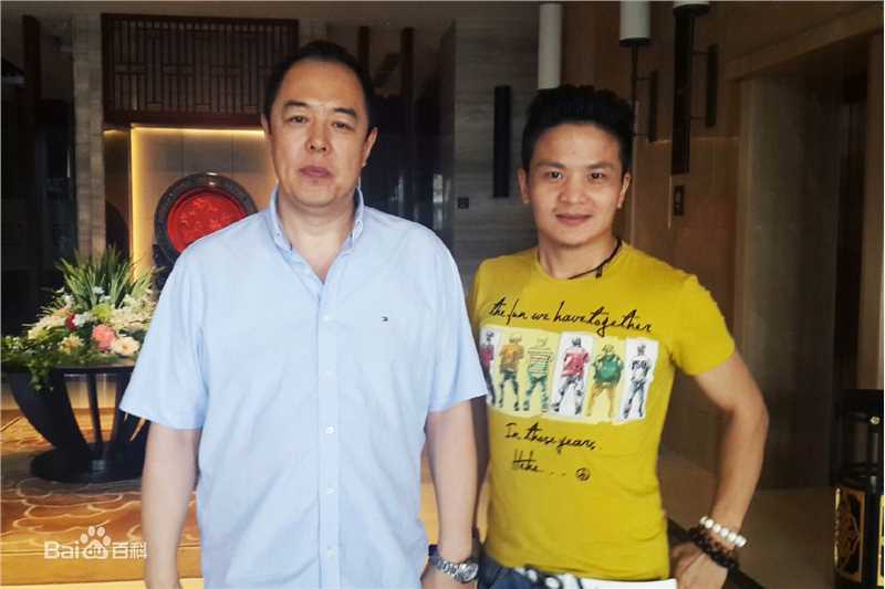 王岗岗活动合影生活照相册