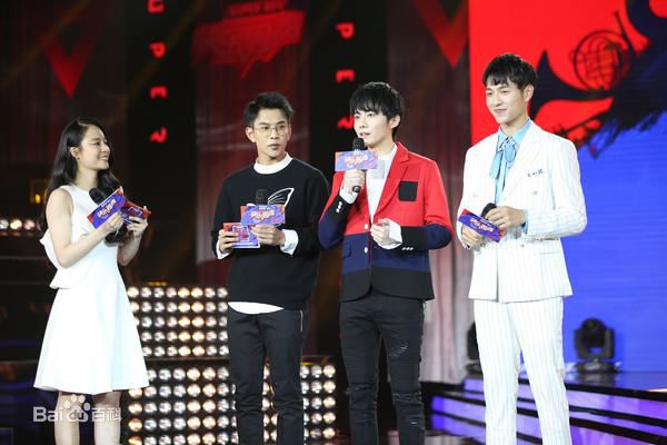 高清杨业明(Leo)在《2017快乐男声》发布会中的图集