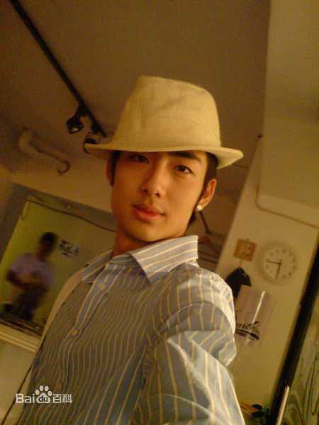 江韦良生活照壁纸壁纸