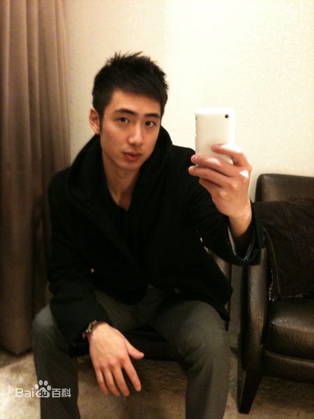 江韦良生活照壁纸壁纸