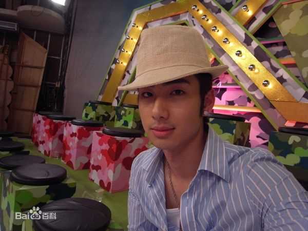 江韦良生活照壁纸壁纸