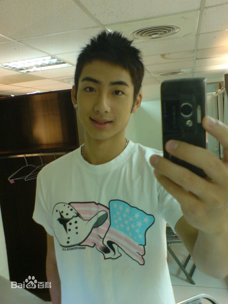 江韦良生活照壁纸壁纸