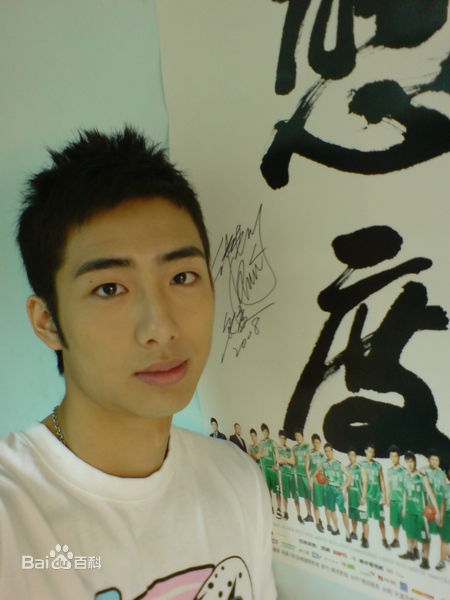 江韦良生活照壁纸壁纸