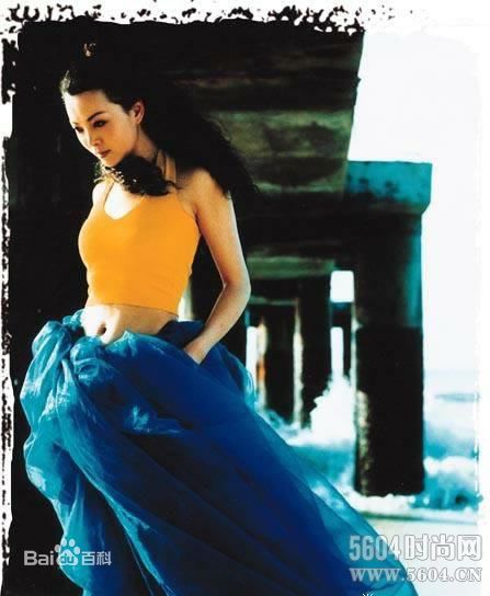 最新仇晓性感图片