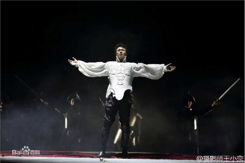 赵岭参演话剧高清剧照