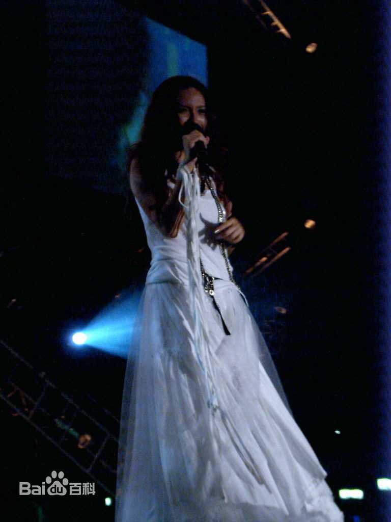 詹雯婷(Faye Chan)演出图片前后照片