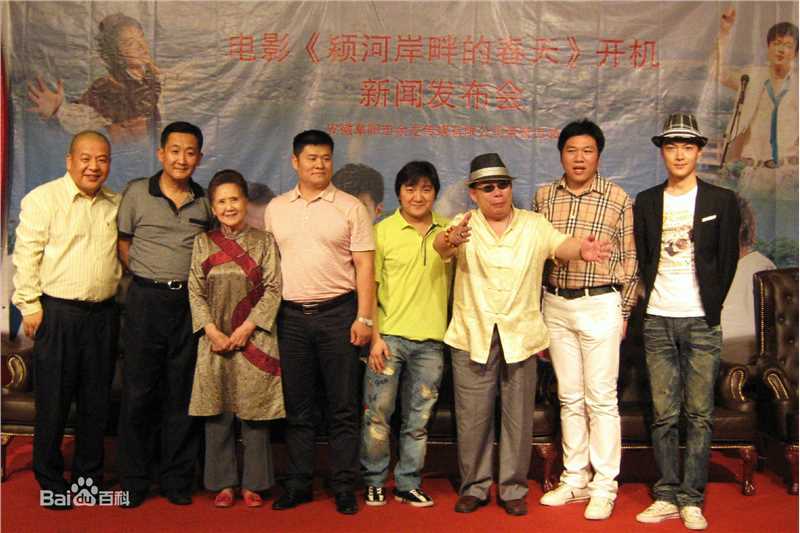 谢军导演生活照图片图册