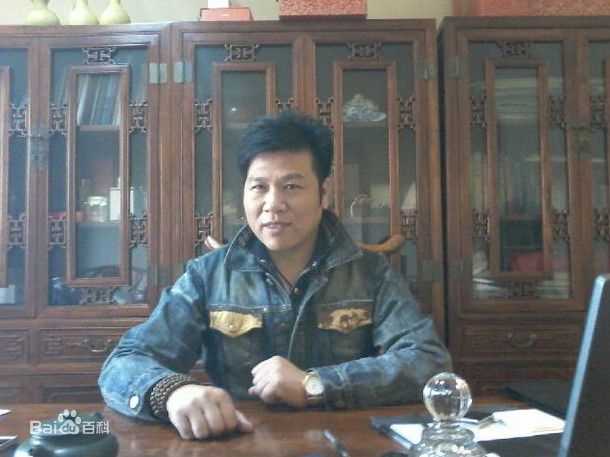 谢军导演生活照图片图册