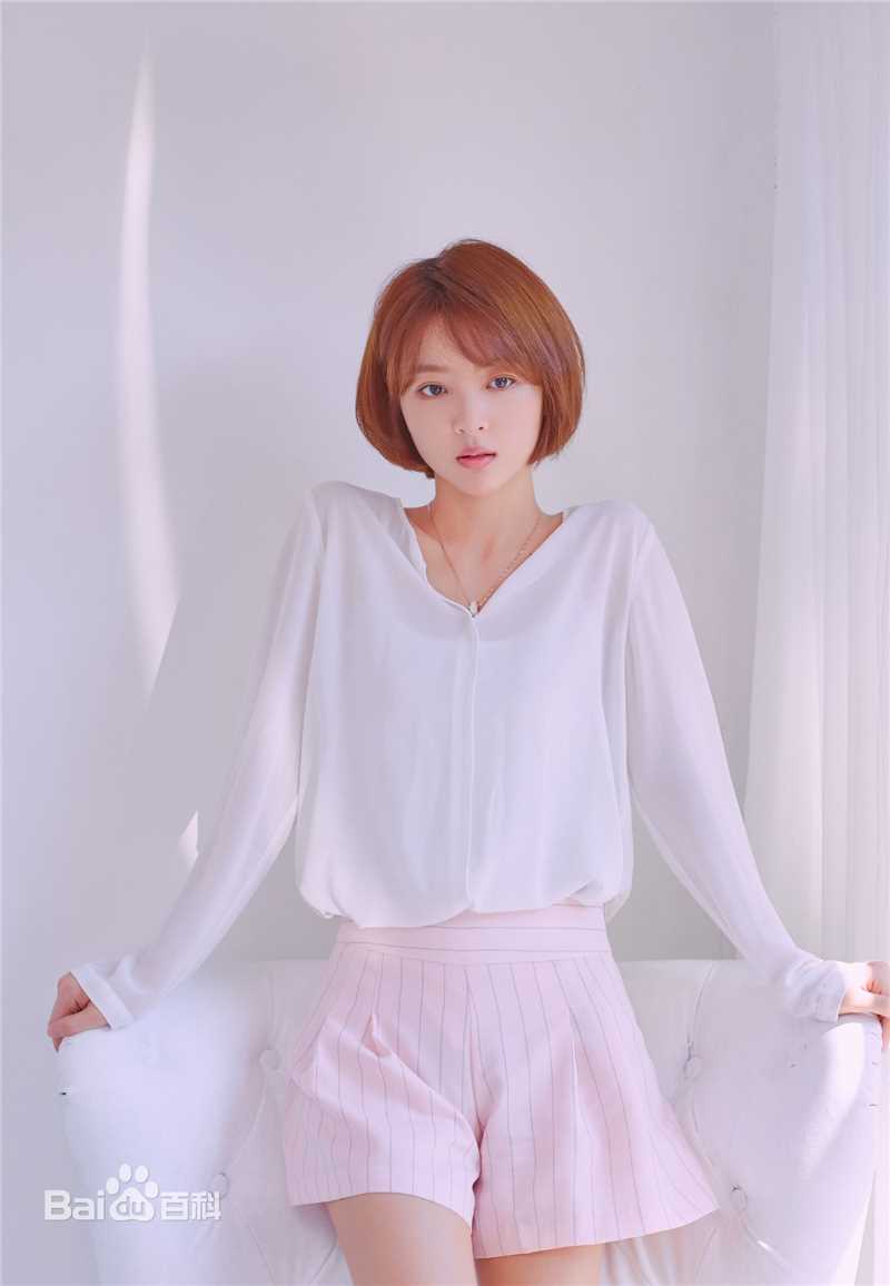 秦鸣悦(Mingyue Qin)最全相册