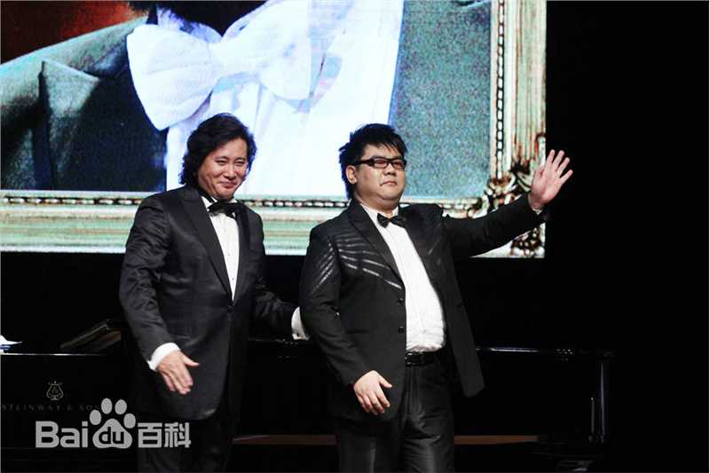 杨光演出、活动照片壁纸壁纸