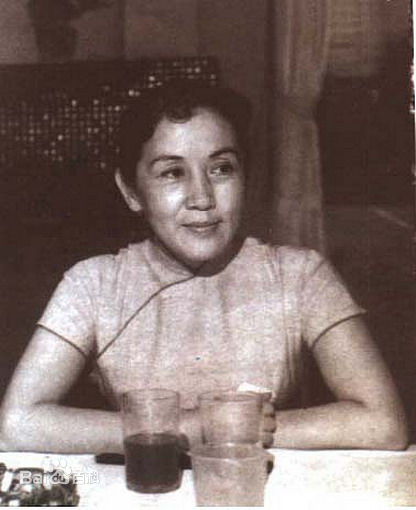 高清上官云珠性感图片