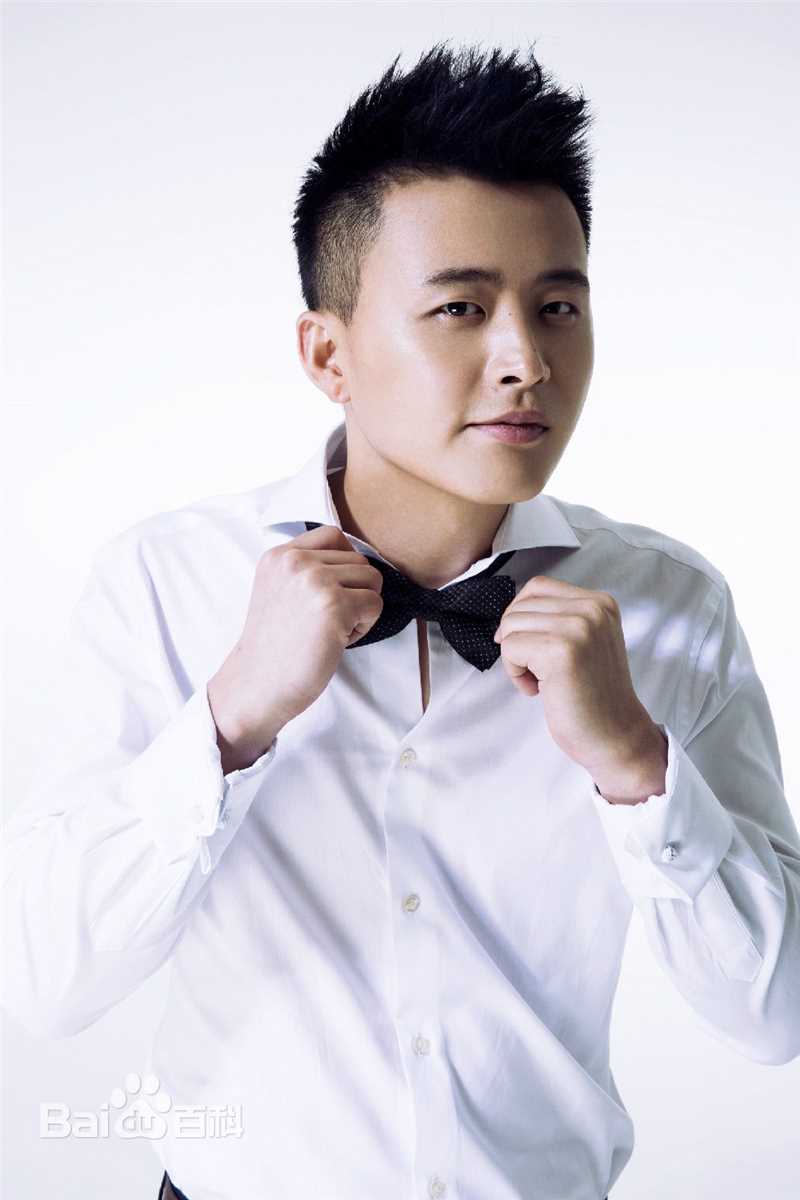 周壬行(Mi)演员周密形象照素颜照相册