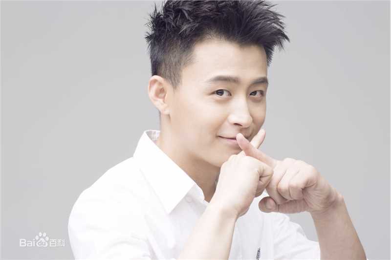 周壬行(Mi)演员周密形象照素颜照相册