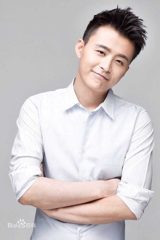 周壬行(Mi)演员周密形象照素颜照相册