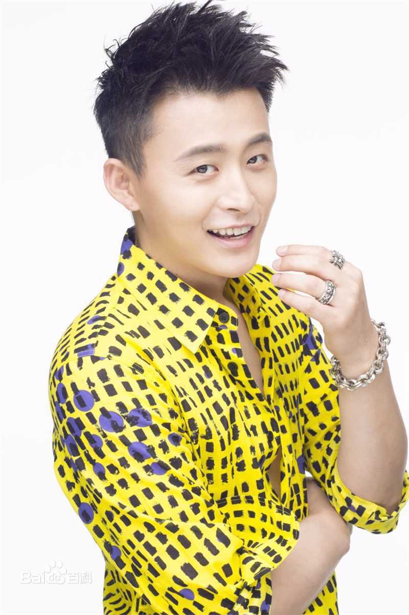 周壬行(Mi)演员周密形象照素颜照相册