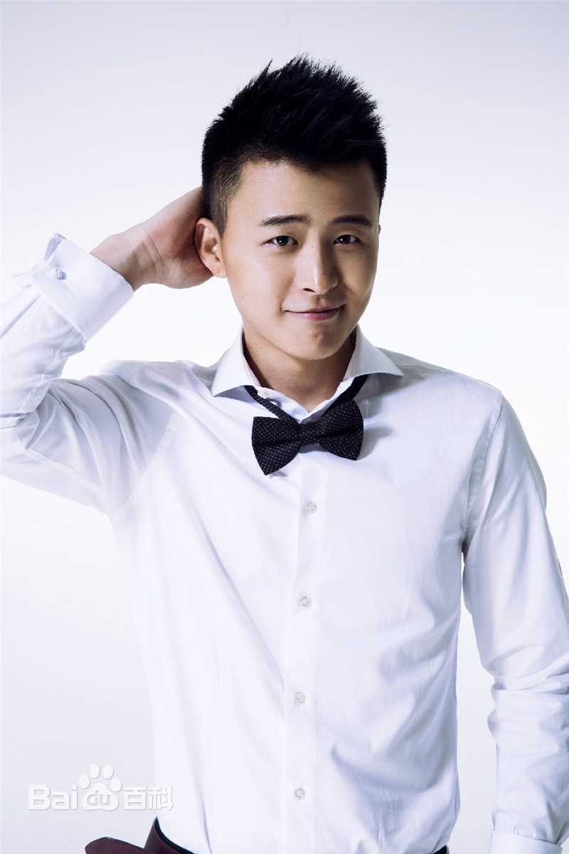 周壬行(Mi)演员周密形象照素颜照相册