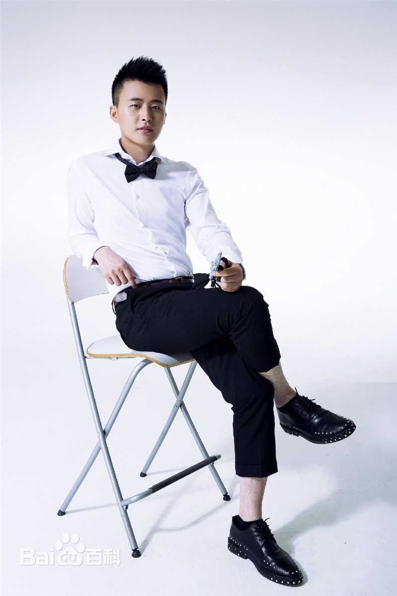 周壬行(Mi)演员周密形象照素颜照相册