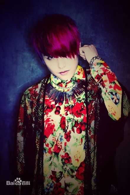 赵泳鑫(Steelo)宣传照生活照相册